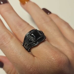 Elegant Black Stone Ring